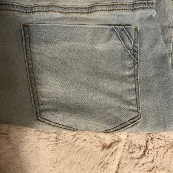 Apt 9 Bermuda tummy control jean shirts, size 14 - Picture 5 of 7